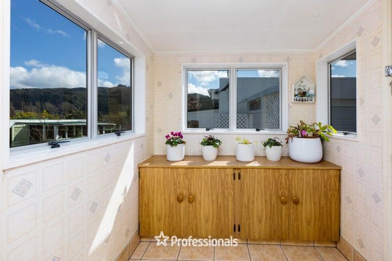 Photo of property in 14 Courtenay Road, Heretaunga, Upper Hutt, 5018