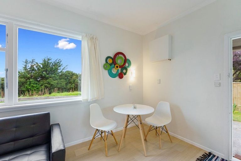 Photo of property in 323 Te Horo Beach Road, Te Horo Beach, Otaki, 5581