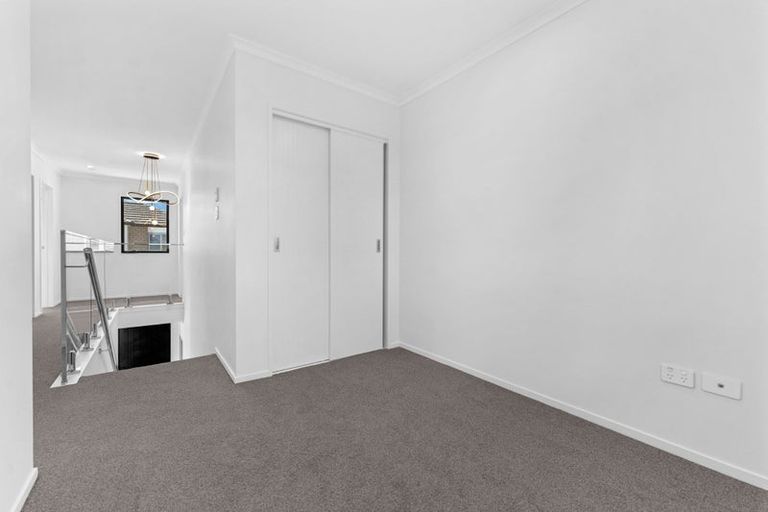 Photo of property in 8b Gardiner Grove, Mangere East, Auckland, 2024