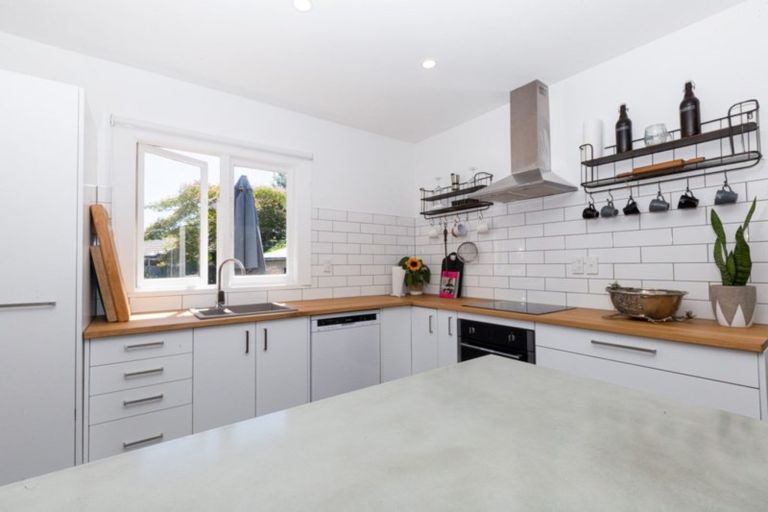 Photo of property in 11 Julius Terrace, Richmond, Christchurch, 8013