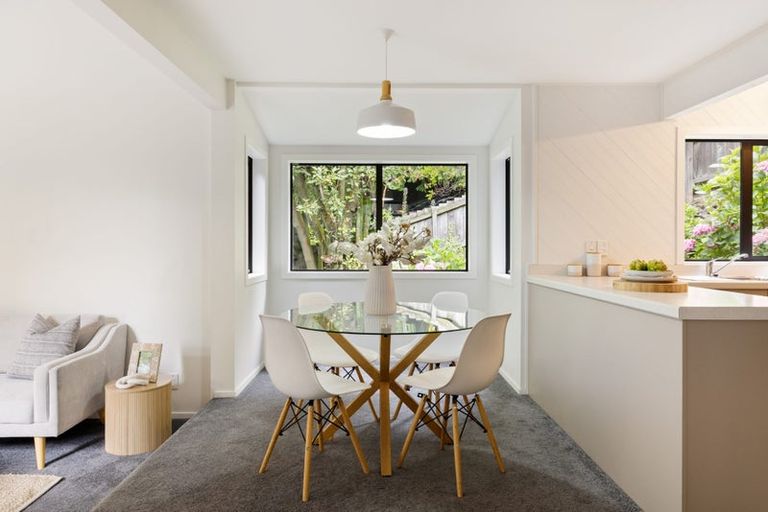 Photo of property in 102 Bowenvale Avenue, Cashmere, Christchurch, 8022