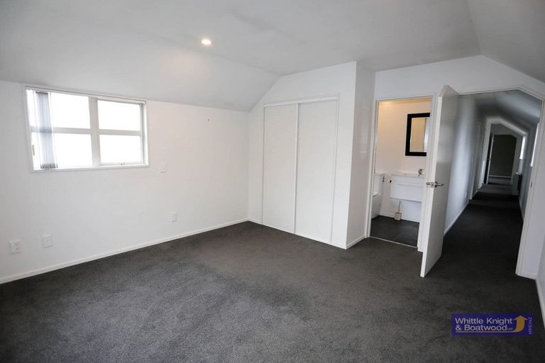 Photo of property in 484 Barbadoes Street, Edgeware, Christchurch, 8013