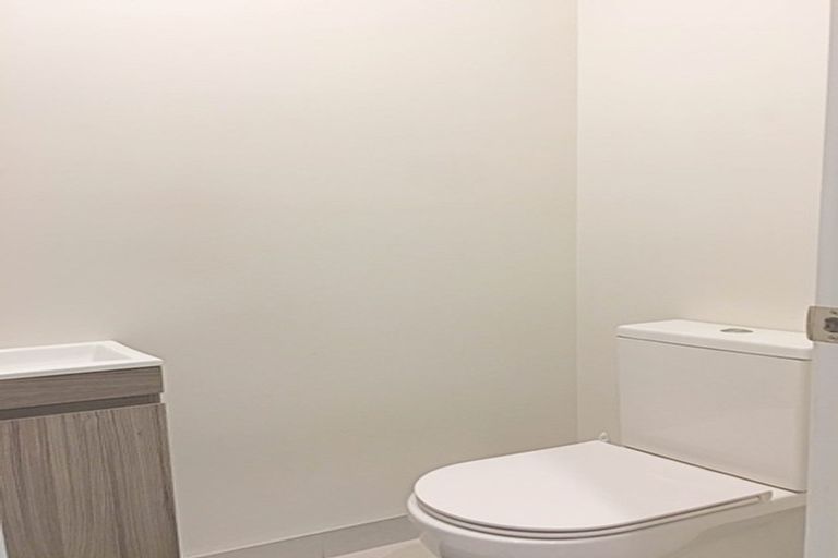 Photo of property in 8 Stile Place, Pukekohe, 2120