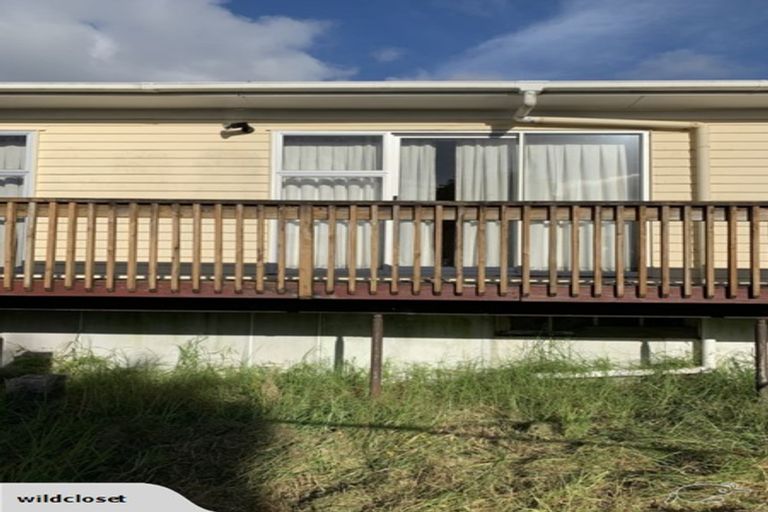 Photo of property in 92 Te Atatu Road, Te Atatu South, Auckland, 0610