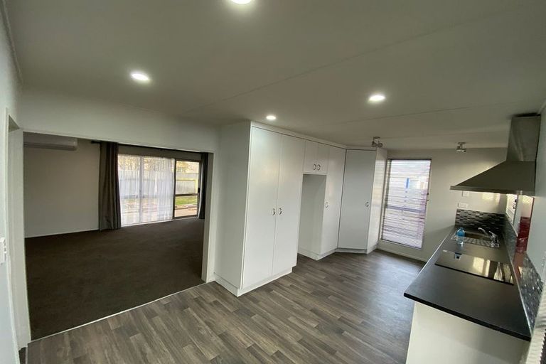 Photo of property in 69b Kaimanawa Street, Kelvin Grove, Palmerston North, 4414