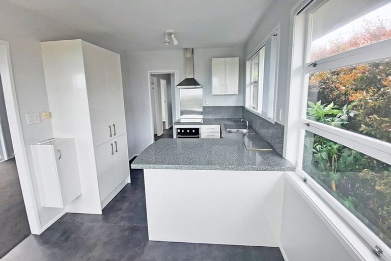 Photo of property in 1/223 Eskdale Road, Birkenhead, Auckland, 0626