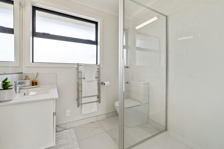 Photo of property in 2 Timara Avenue, Tikipunga, Whangarei, 0112