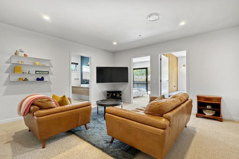 Photo of property in 14 The Fairways, Kinloch, Taupo, 3377