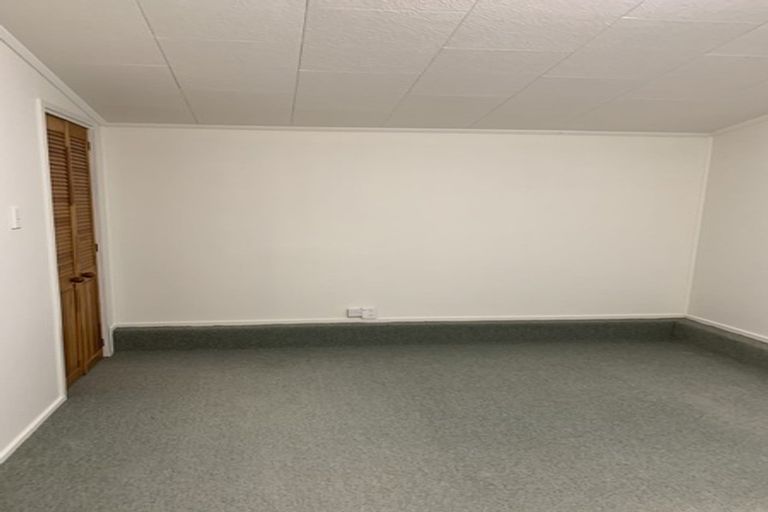 Photo of property in 1/13 Blanes Road, Weymouth, Auckland, 2103