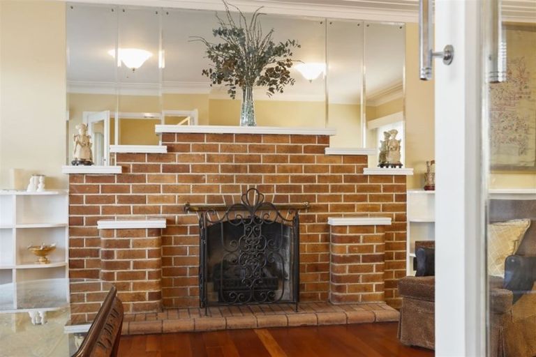 Photo of property in 35 Princes Street, Northcote Point, Auckland, 0627