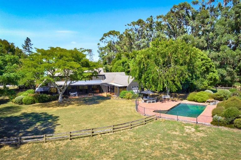 Photo of property in 761 Great South Road, Runciman, Drury, 2578