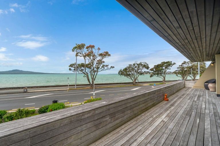 Photo of property in 2/195 Tamaki Drive, Kohimarama, Auckland, 1071