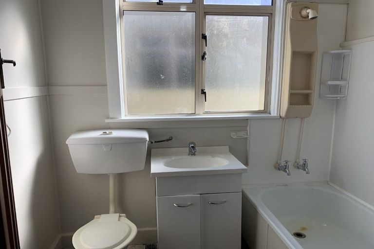 Photo of property in 109 Victoria Avenue, Hokowhitu, Palmerston North, 4410