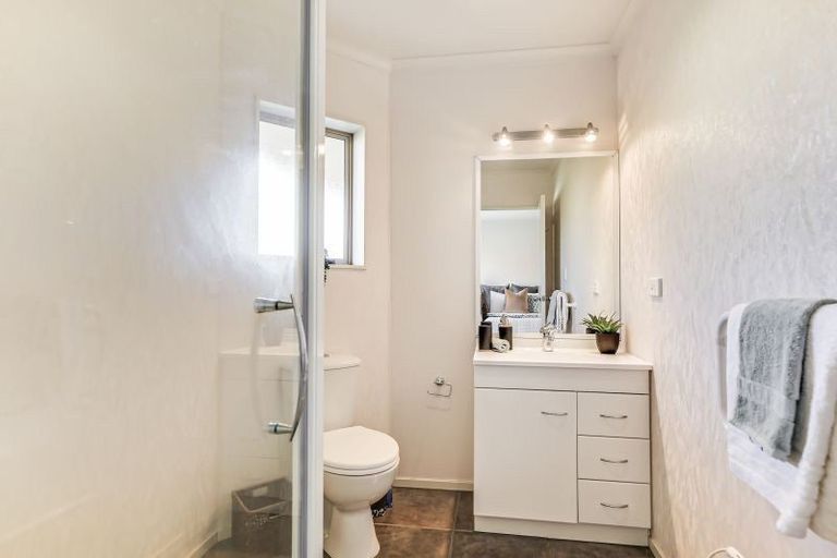 Photo of property in 18b Abergeldie Way, Cambridge, 3434