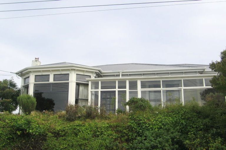 Photo of property in 22 Seaview Terrace, Northland, Wellington, 6012