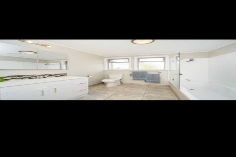 Photo of property in 105 Rugby Street, Awapuni, Palmerston North, 4412