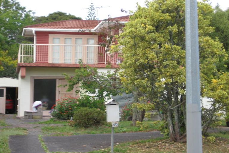 Photo of property in 40 Godley Road, Green Bay, Auckland, 0604