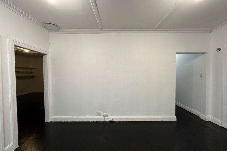 Photo of property in 56 Raroa Road, Kelburn, Wellington, 6012