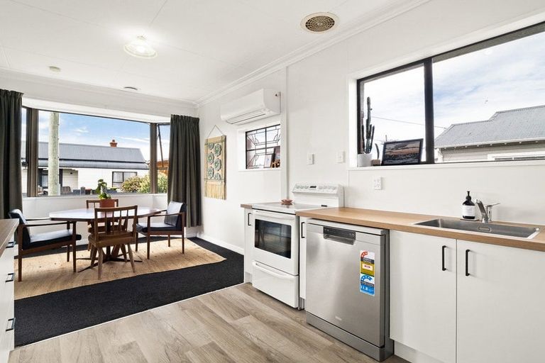 Photo of property in 16 Eskvale Street, Saint Kilda, Dunedin, 9012