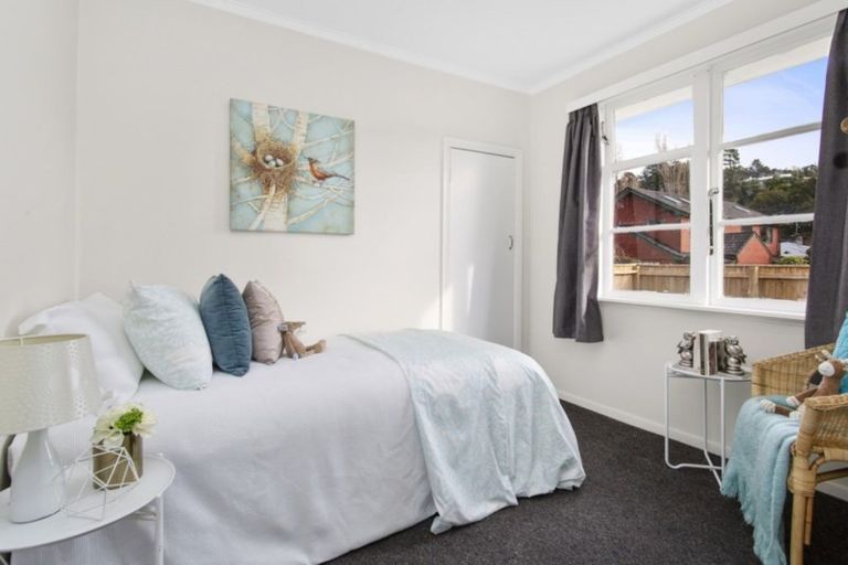 Photo of property in 360 Stokes Valley Road, Stokes Valley, Lower Hutt, 5019