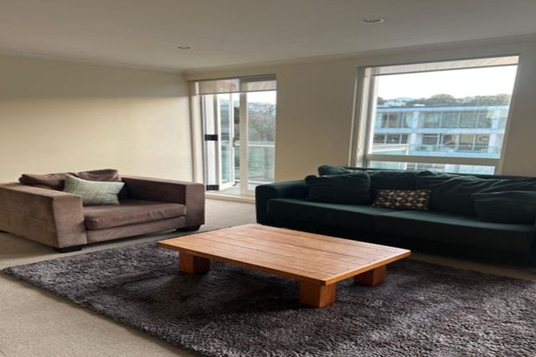 Photo of property in Terrace Heights Apartments, 12a/163 The Terrace, Wellington Central, Wellington, 6011