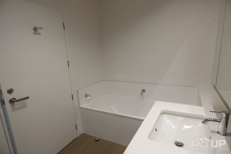 Photo of property in 21 Nevill Road, Hobsonville, Auckland, 0616