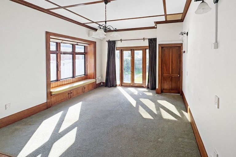 Photo of property in 23 Union Street, Hokowhitu, Palmerston North, 4410