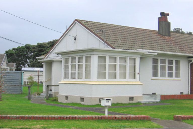 Photo of property in 19 Tirangi Road, Moera, Lower Hutt, 5010