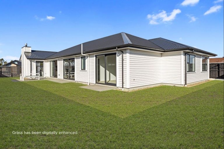 Photo of property in 15 Bob Reid Crescent, Darfield, 7571