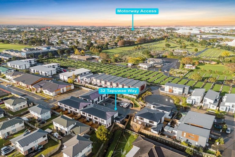 Photo of property in 10/32 Tapuwae Way, Mangere Bridge, 2022