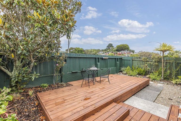 Photo of property in 29b Hinau Street, Tawa, Wellington, 5028