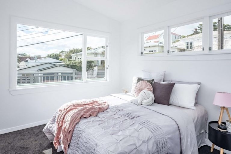 Photo of property in 31 Mckinley Crescent, Brooklyn, Wellington, 6021