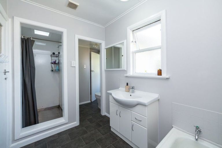 Photo of property in 37 Hillcrest Street, Solway, Masterton, 5810