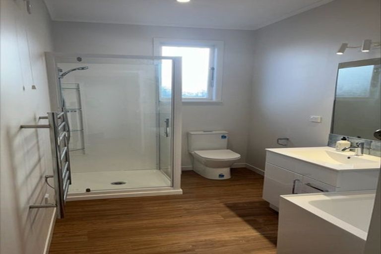 Photo of property in 26 Mako Mako Road, Levin, 5510