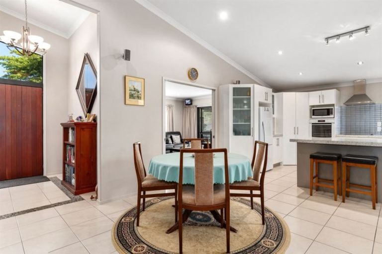 Photo of property in 1 Leven Close, Bethlehem, Tauranga, 3110