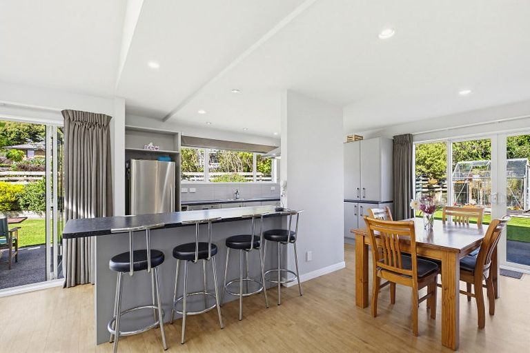 Photo of property in 4 Botany Lane, Whitby, Porirua, 5024
