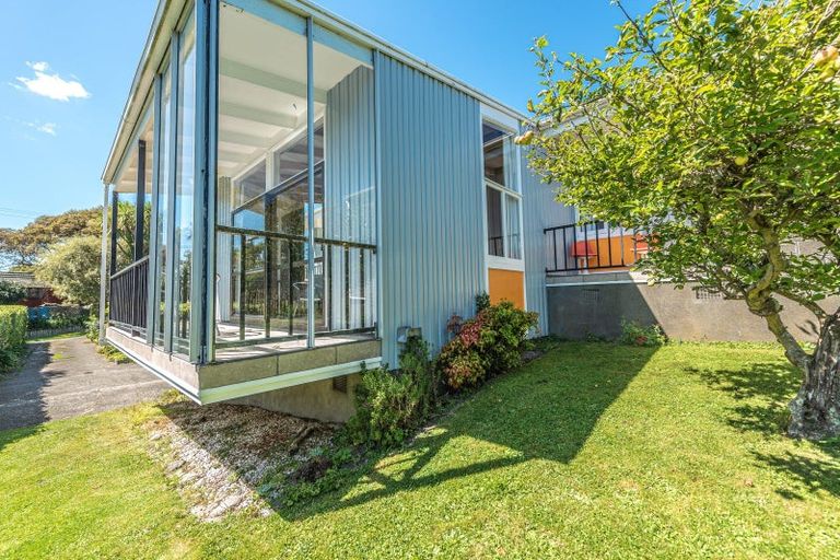 Photo of property in 96 Mount View Road, Bastia Hill, Whanganui, 4500