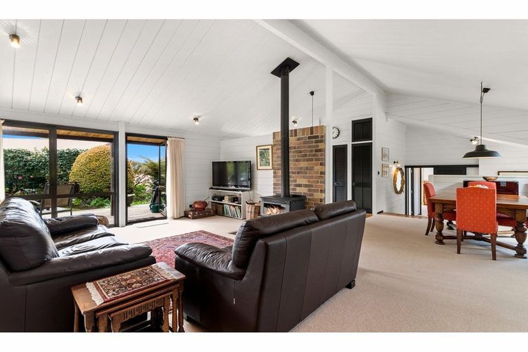 Photo of property in 27 Wychwood Crescent, Springfield, Rotorua, 3015