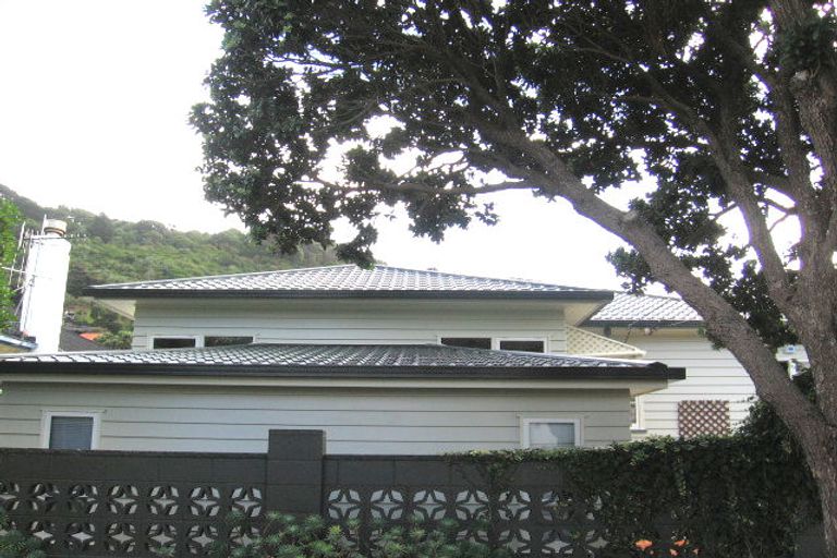 Photo of property in 58 Inglis Street, Seatoun, Wellington, 6022