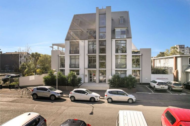 Photo of property in 11/41 Cambridge Terrace, Christchurch Central, Christchurch, 8013