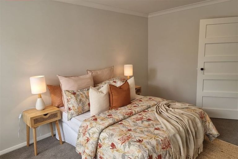 Photo of property in 30 Goldsmith Crescent, Levin, 5510