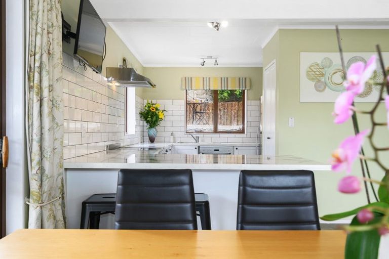 Photo of property in 26 Tawavale Street, Pukehangi, Rotorua, 3015