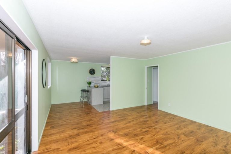 Photo of property in 4b Kentucky Crescent, Nawton, Hamilton, 3200