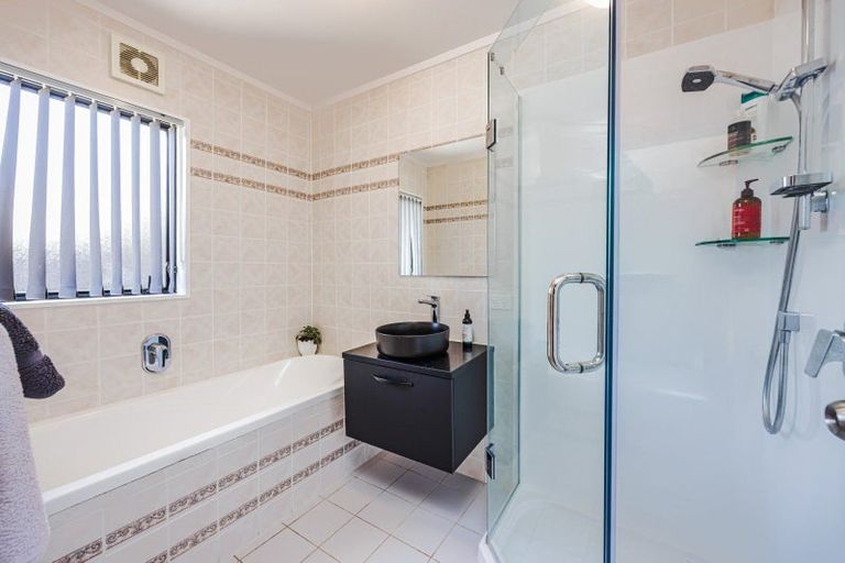 Photo of property in 4/53a Abbotts Way, Remuera, Auckland, 1050