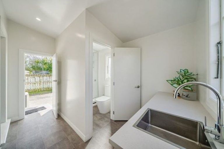 Photo of property in 45 York Street, Moera, Lower Hutt, 5010