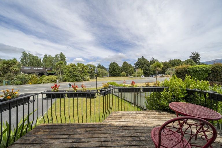 Photo of property in 2 Lakefront Drive, Te Anau, 9600