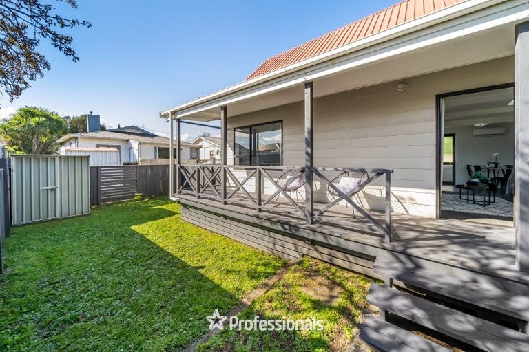 Photo of property in 22 Elizabeth Street, Moera, Lower Hutt, 5010