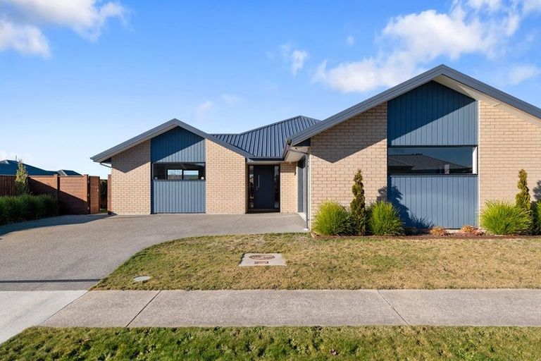 Photo of property in 6 Pahua Street, Pegasus, 7612