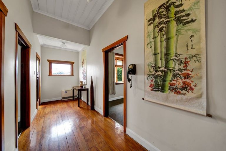 Photo of property in 51 Vivian Street, New Plymouth, 4310