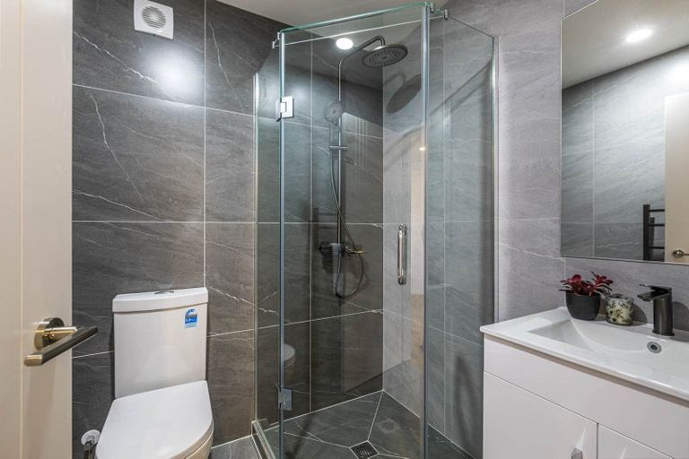 Photo of property in 1a Bellville Drive, Clendon Park, Auckland, 2103